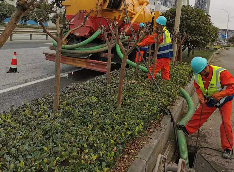 江边乡市政管道清淤